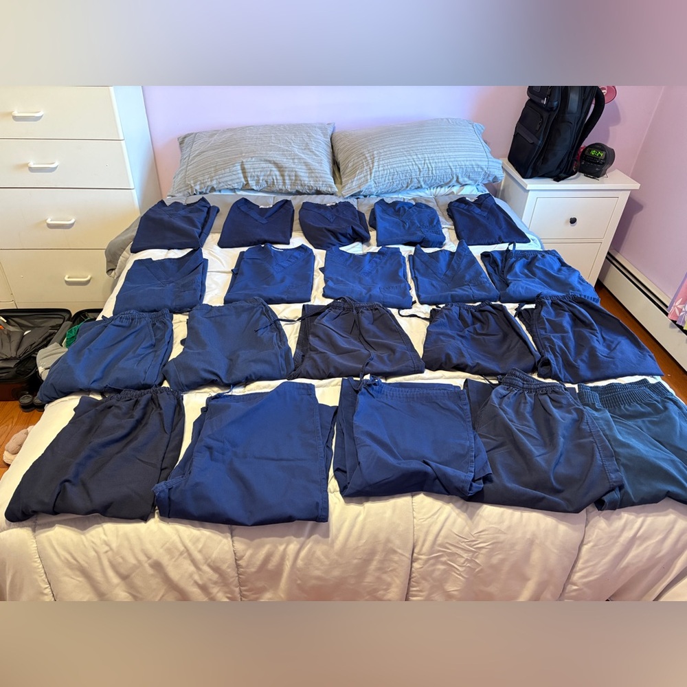 Navy blue scrubs set - 20pc bundle!